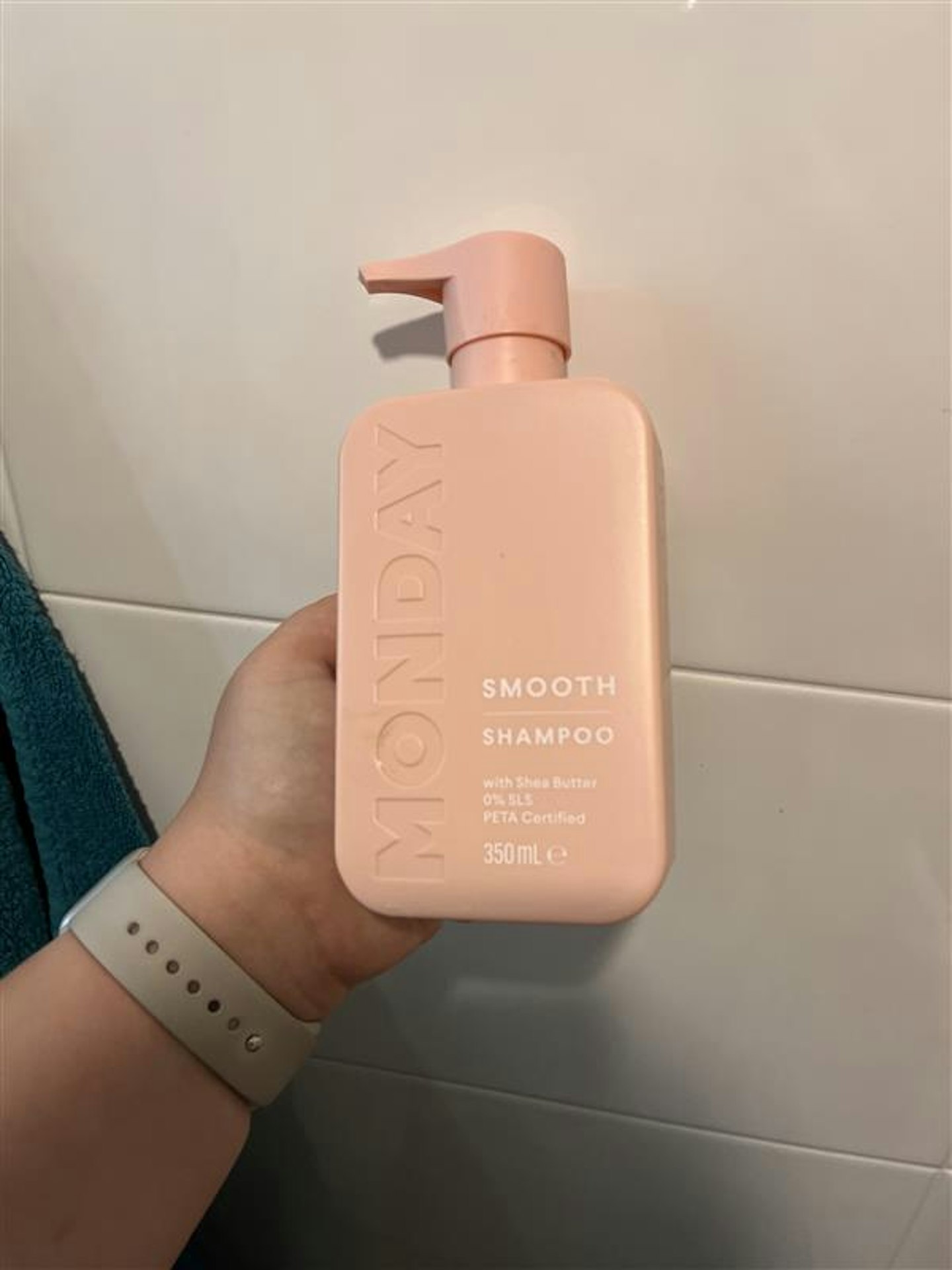 Tried & Tested: Monday Haircare Smooth Shampoo 