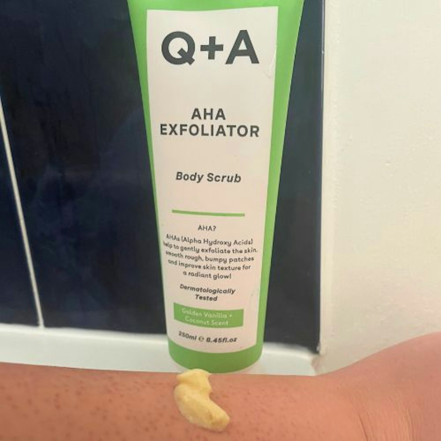 AHA Exfoliator Body Scrub