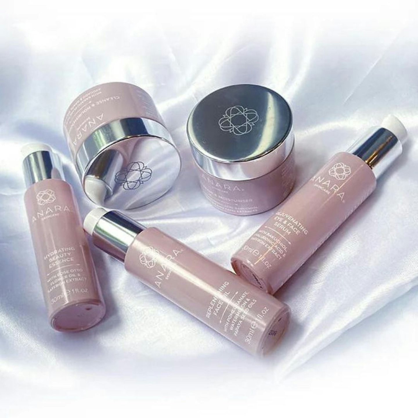 The Full Anara Experience Gift Set