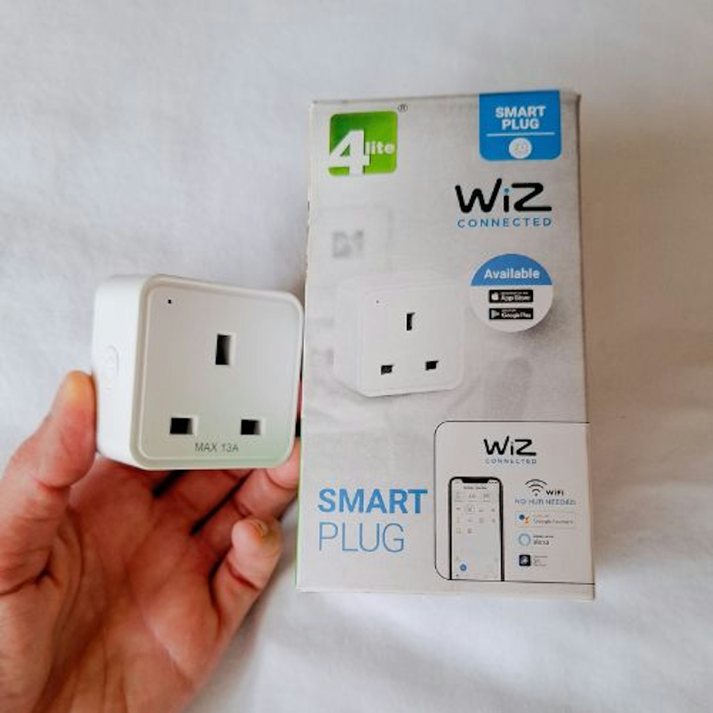 4lite Smart WiZ Connected Smart Plug