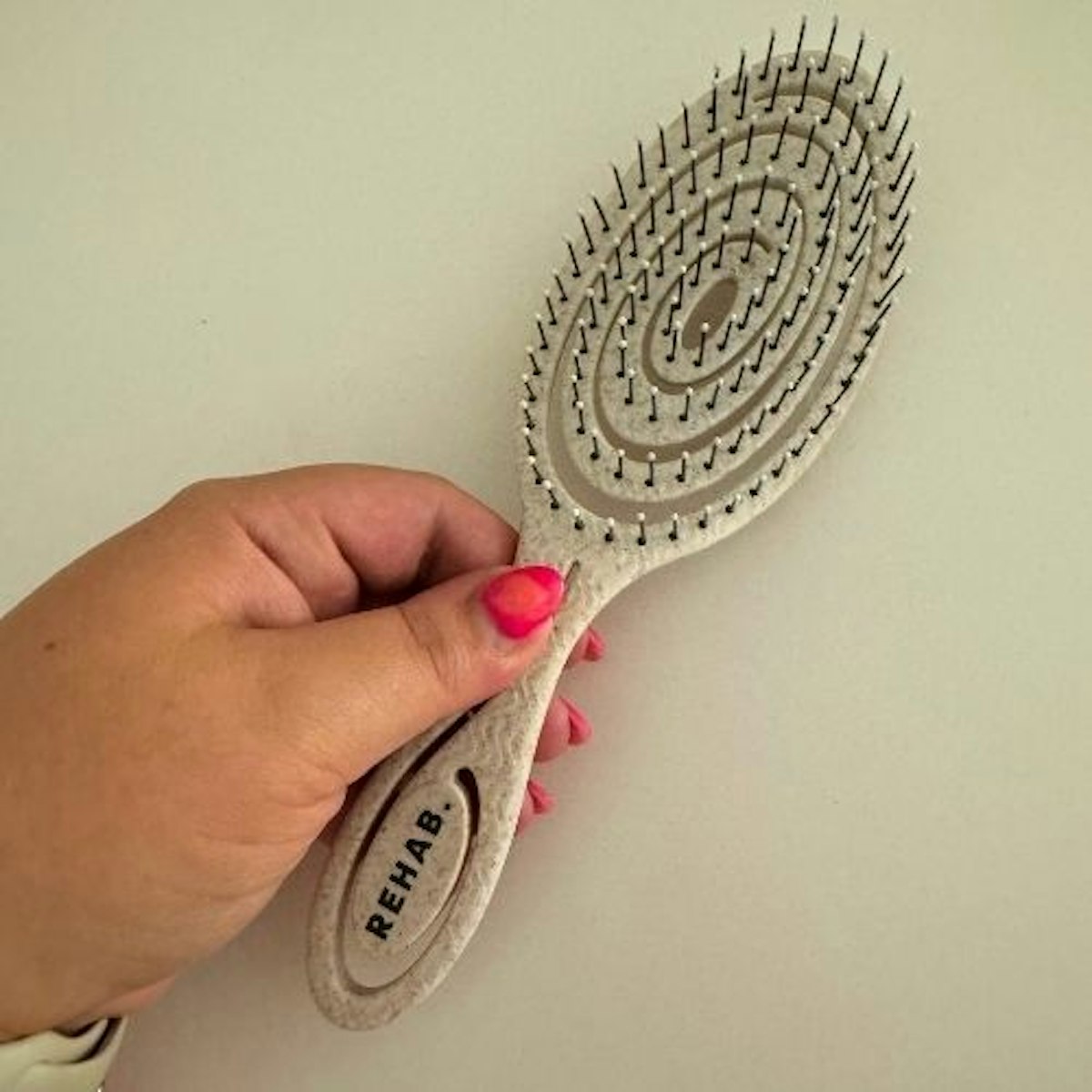 10 of the best hair brushes for thick hair to detangle locks