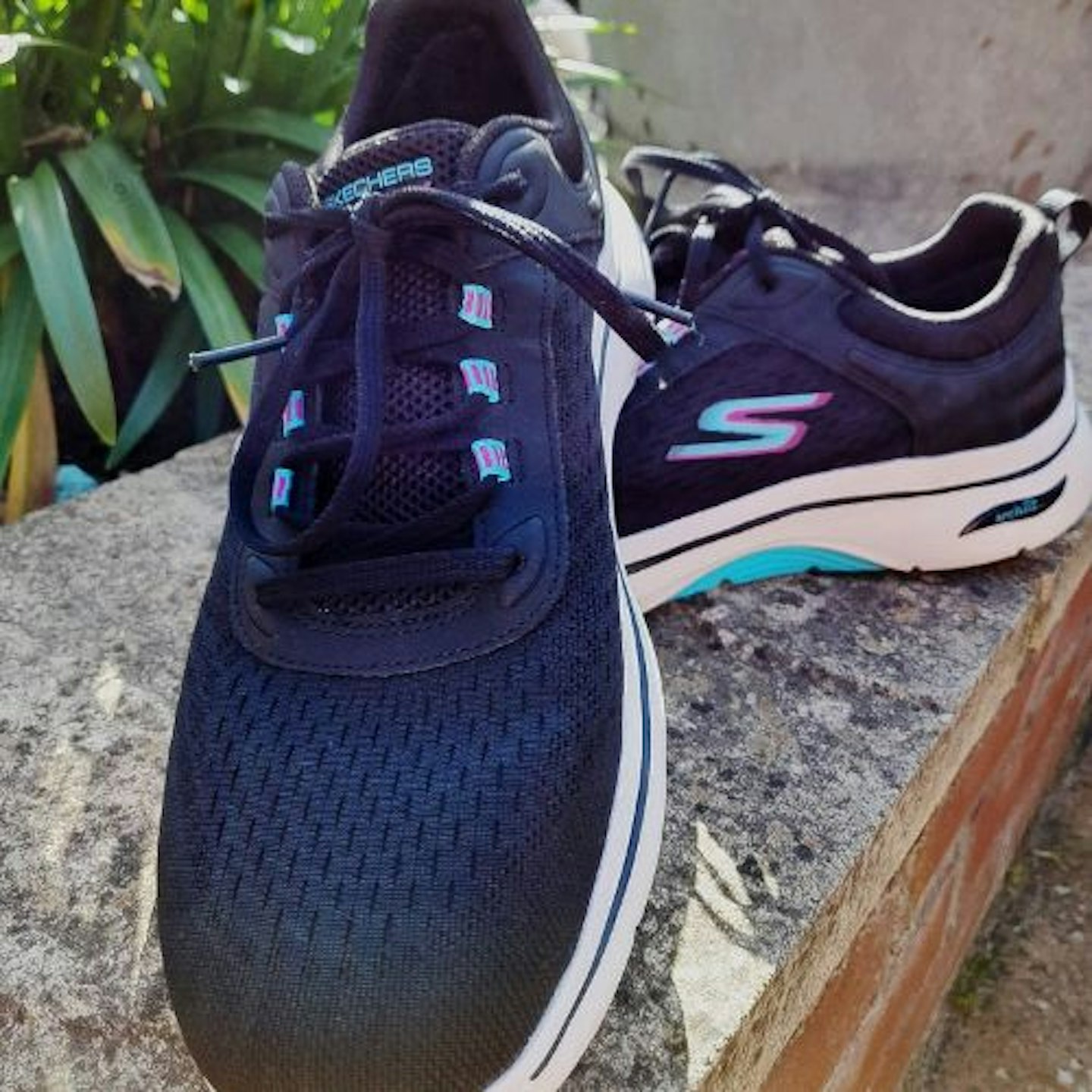 Skechers Slip-ins: GO WALK Arch Fit 2.0