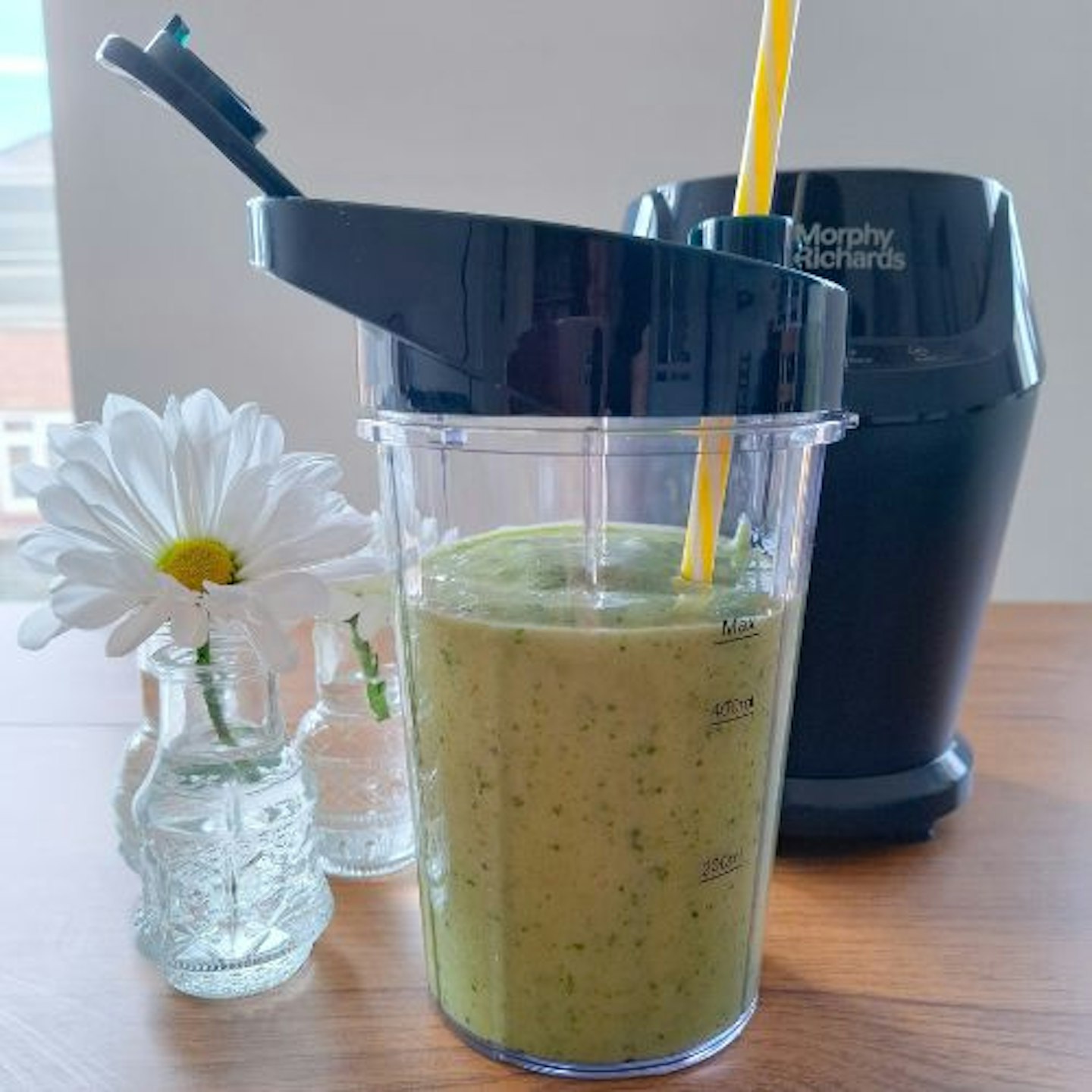 Morphy Richards Blender & Smoothie Maker