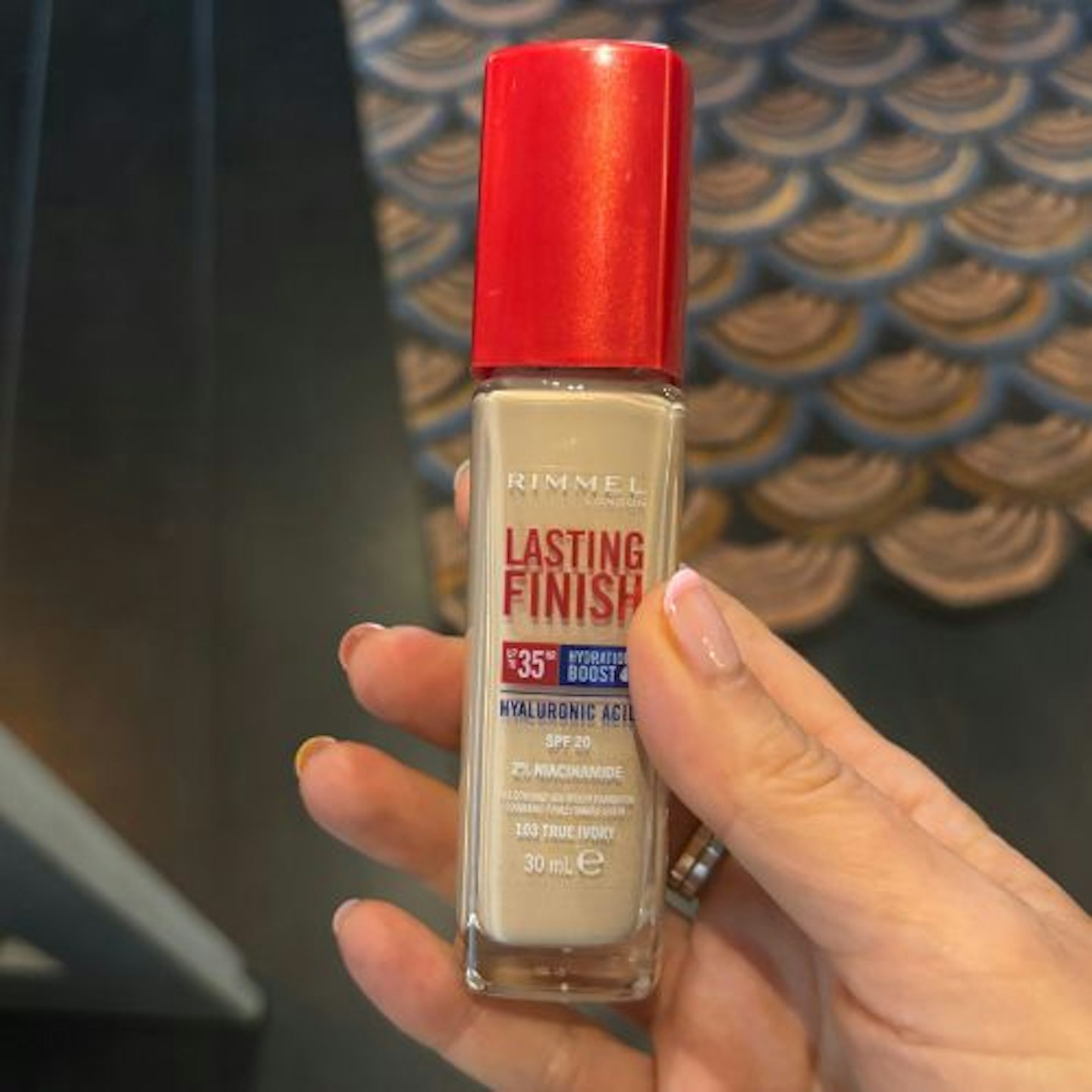 Rimmel-London-Lasting-Finish-35-Hour-Foundation-tested