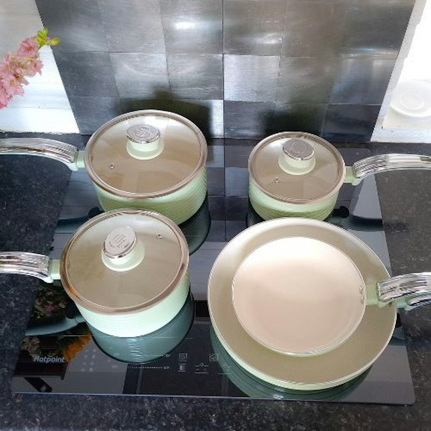 Swan Retro 5-Piece Pan Set