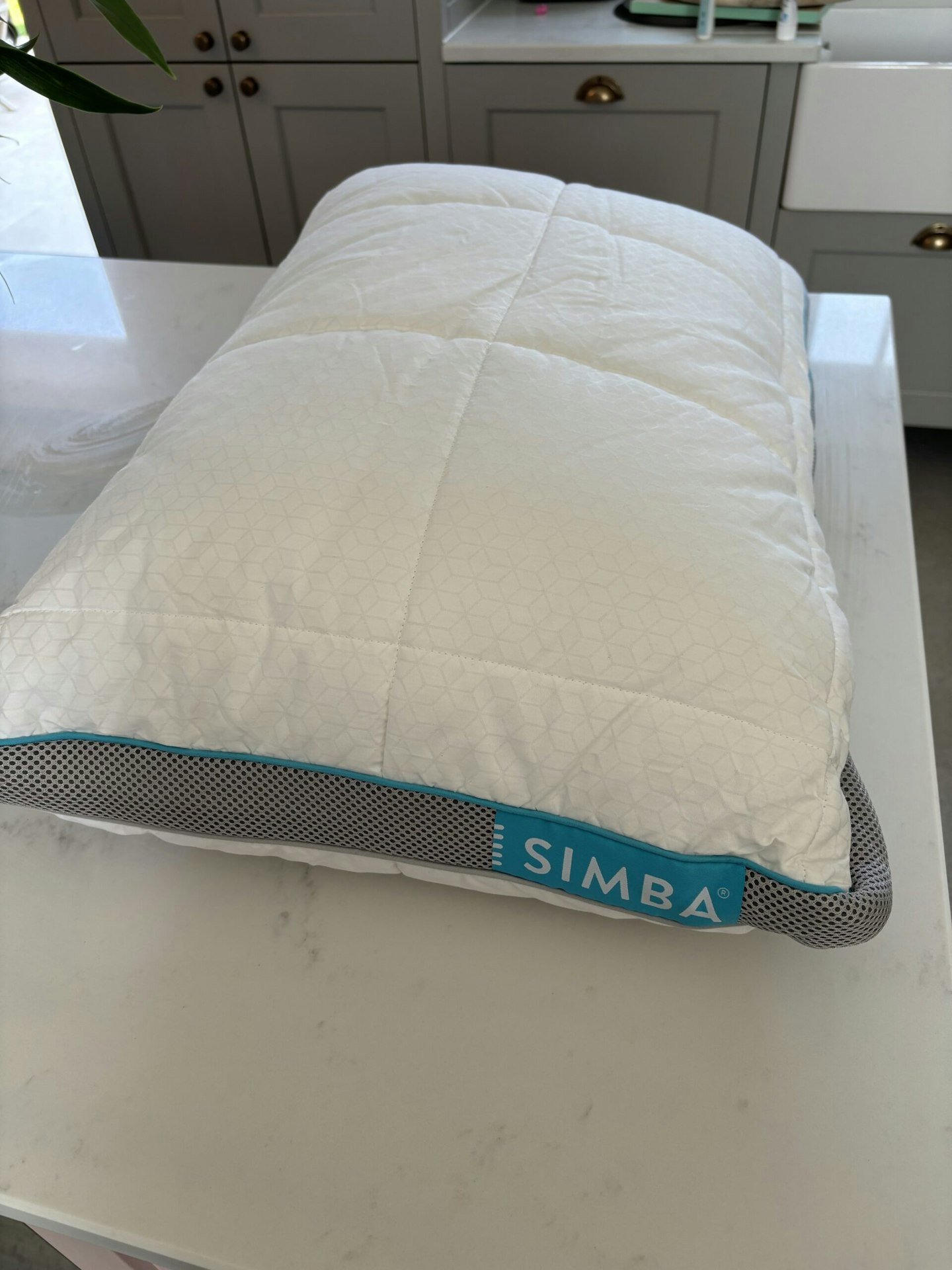 The Simba Hybrid Firm Pillow