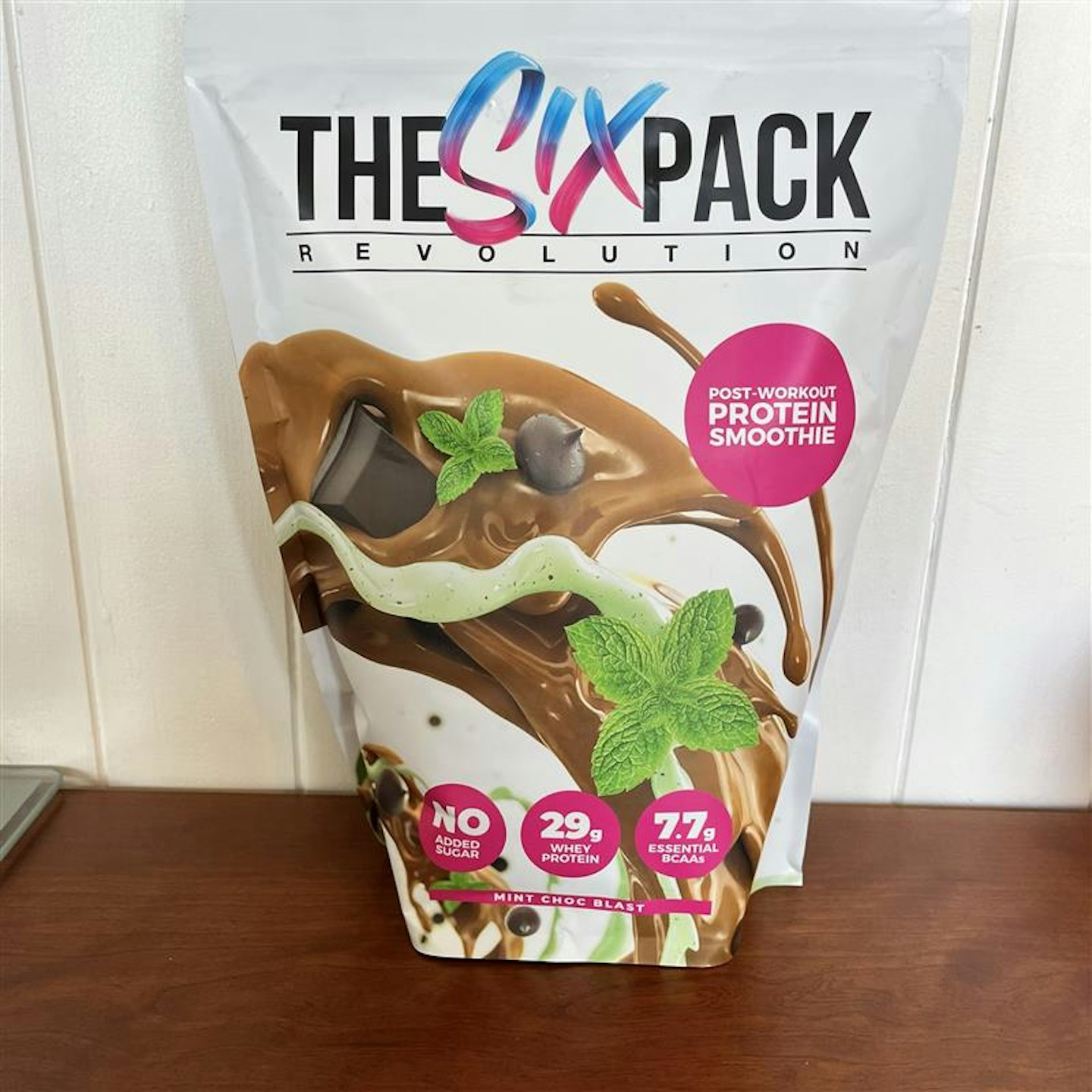 The six pack revolution protein powder mint choc 