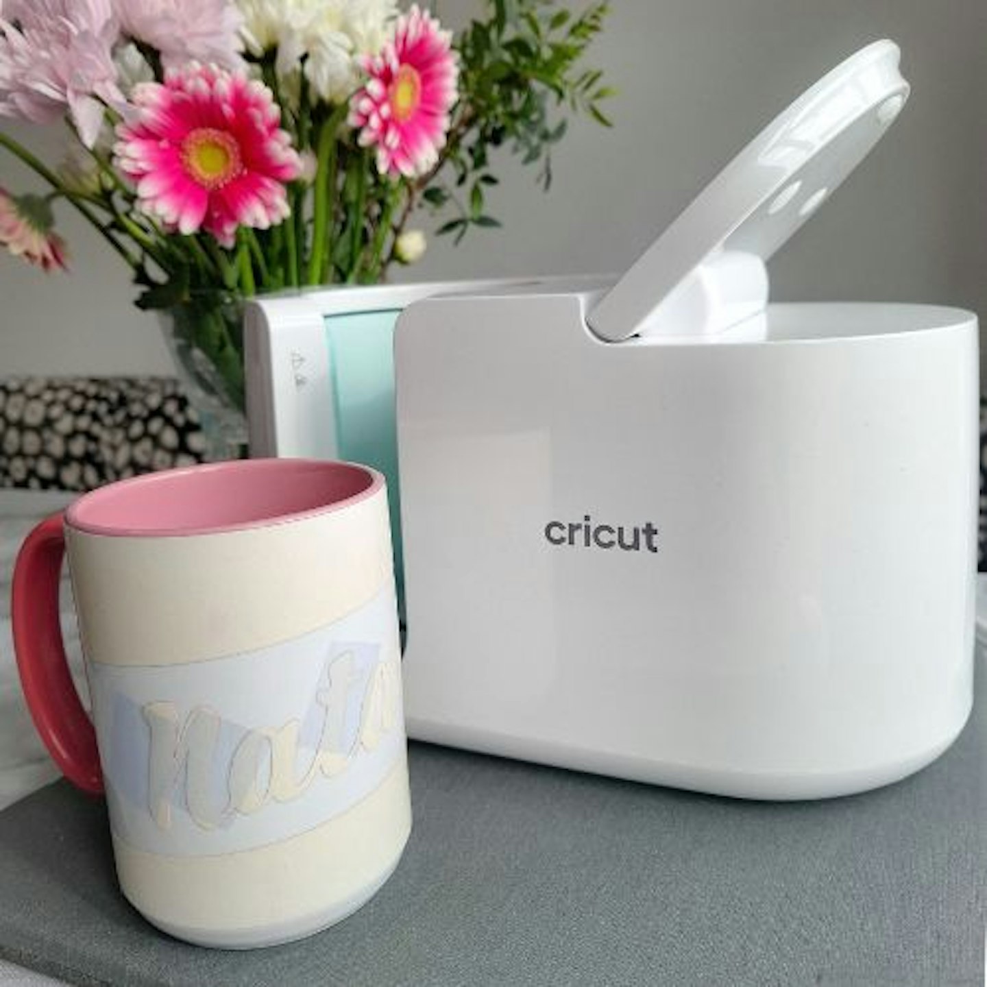 Cricut Mug Press Starter Bundle