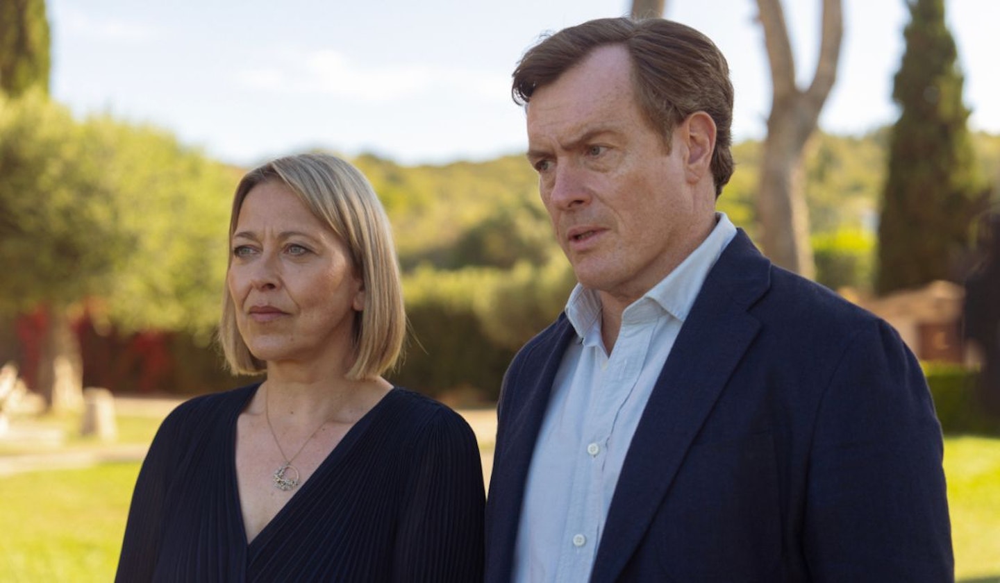 The Split: Barcelona Nicola Walker as Hannah Stern (wearing a black dress) and Toby Stephens (wearing a blue shirt and black blazer) as Archie Moore.