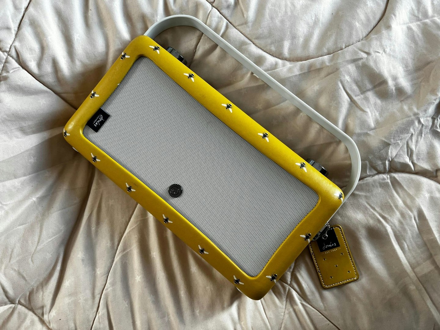 VQ’s Hepburn Voice Alexa Vintage Radio 