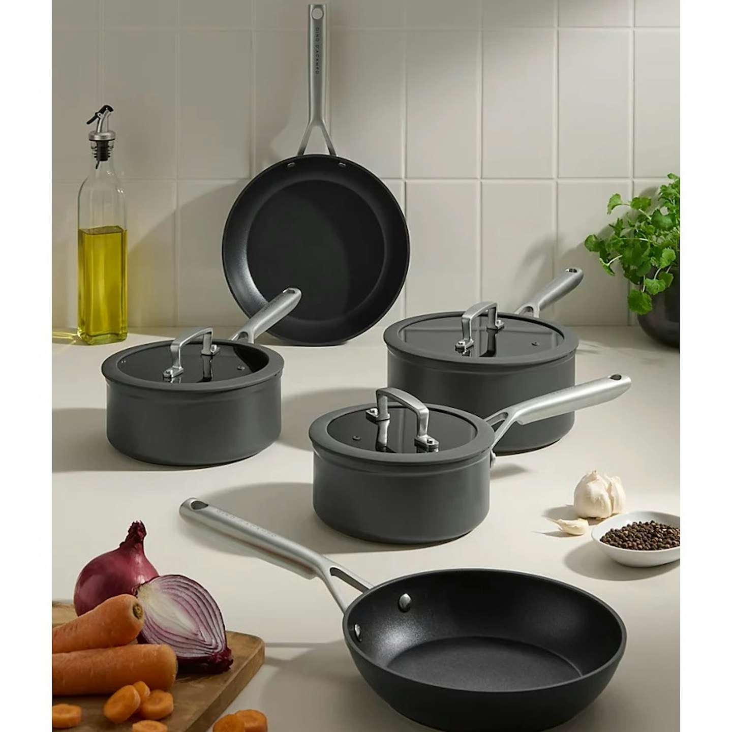 Gino D'ACampo pan set 