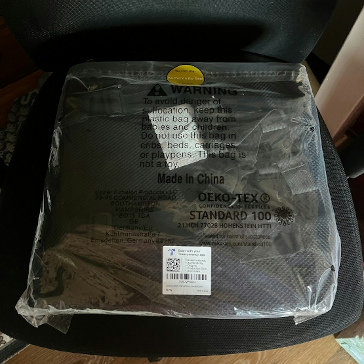 Everlasting Comfort Memory Foam Lumbar Support Cushion in packaging