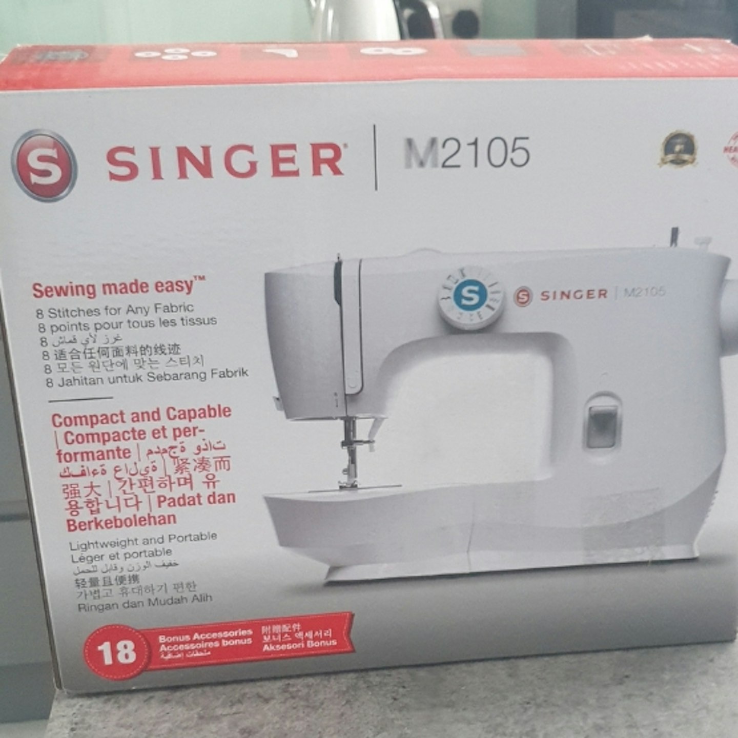 Singer M2105 Sewing Machine