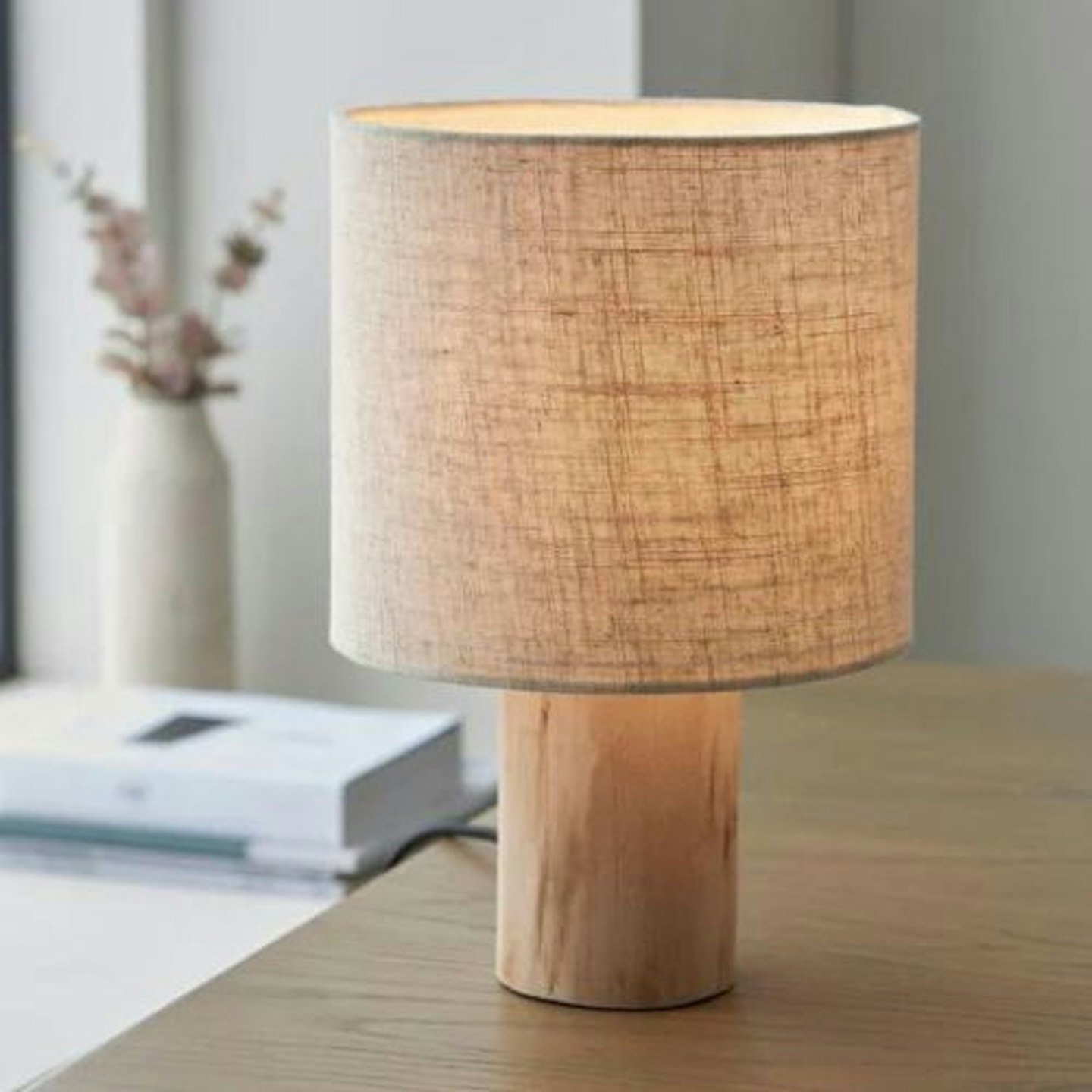 Gallery Home Natural Crete Table Lamp