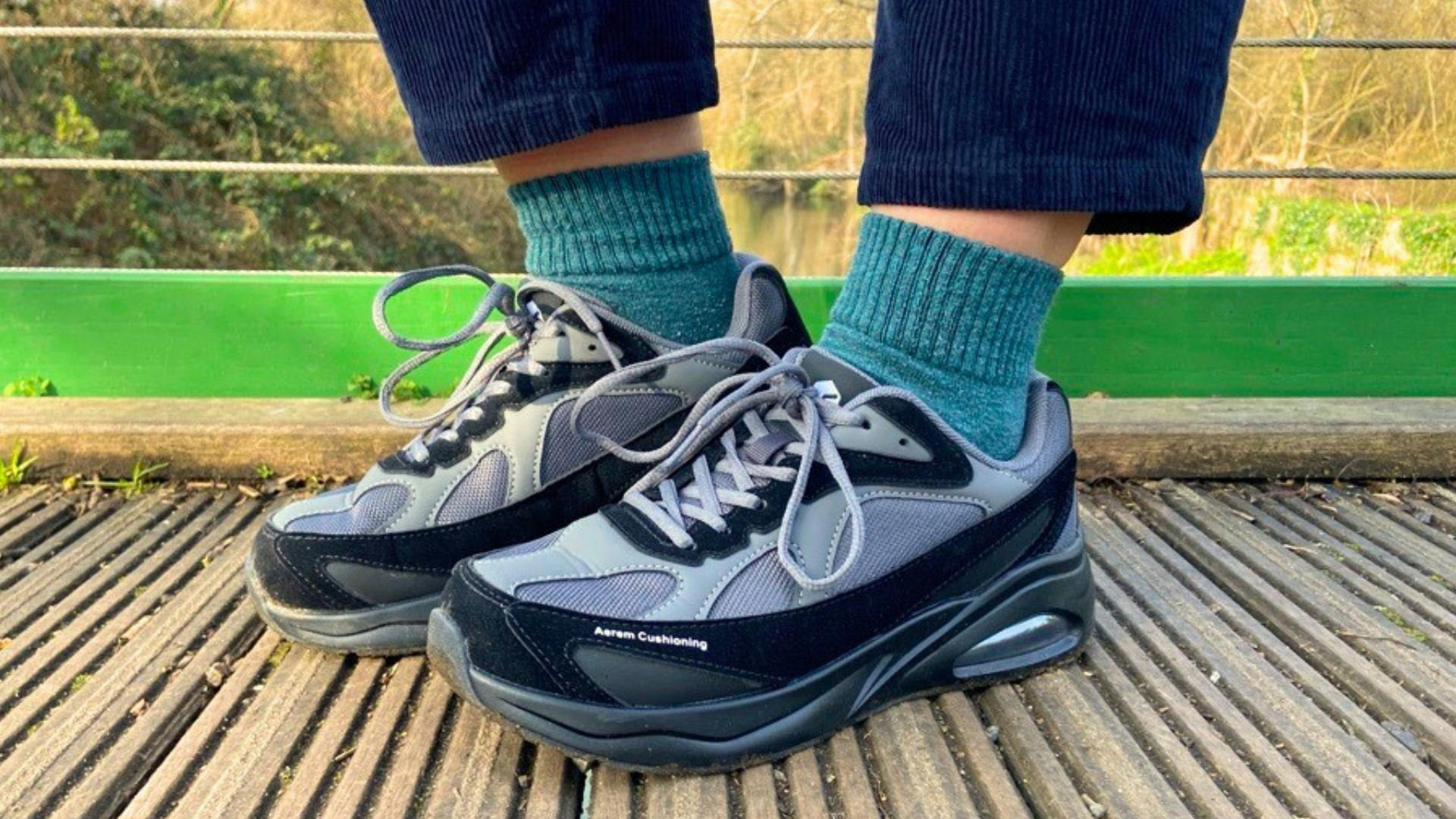 women's air cushion trainers