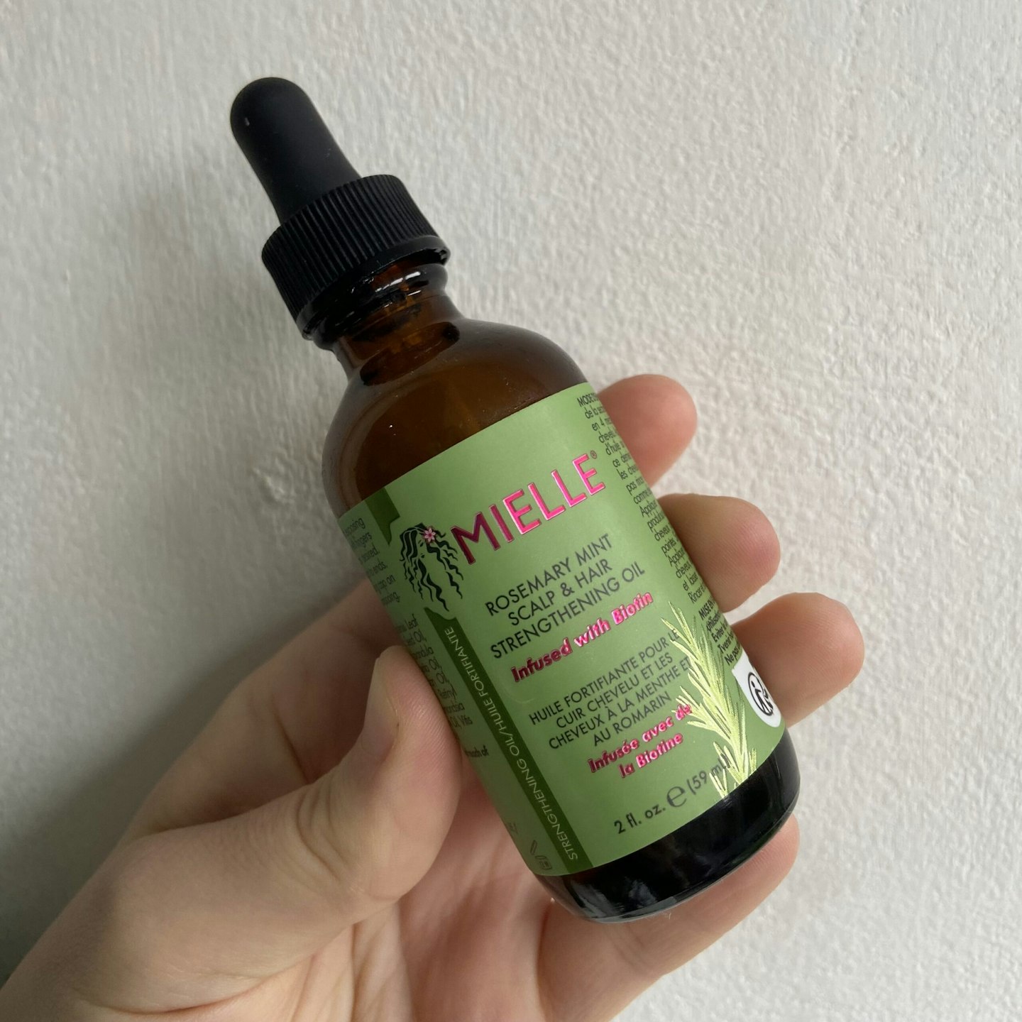 Mielle Rosemary Mint Scalp & Hair Oil 