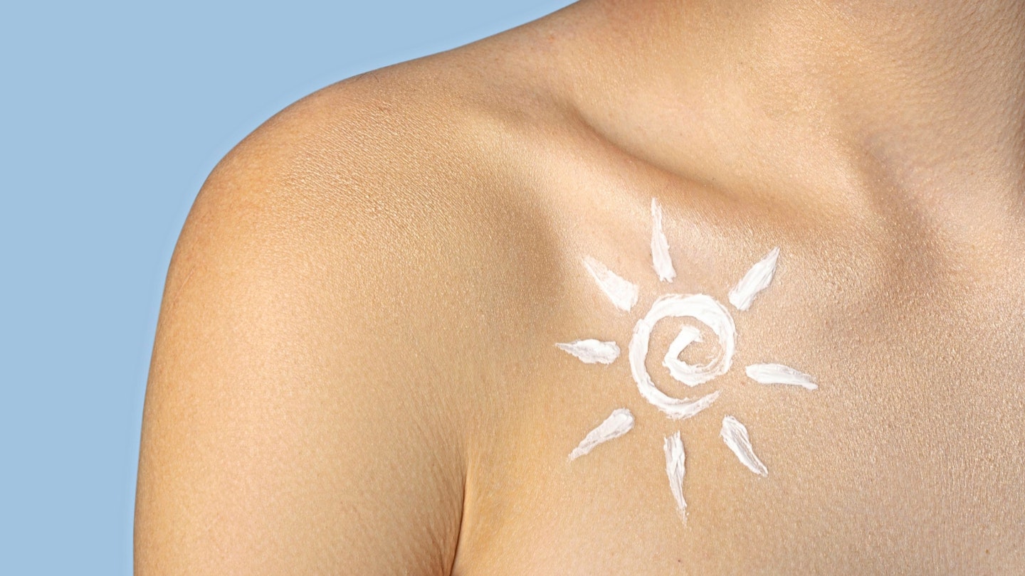 Body lotion applied on the collarbone, in a sun-shaped spiral