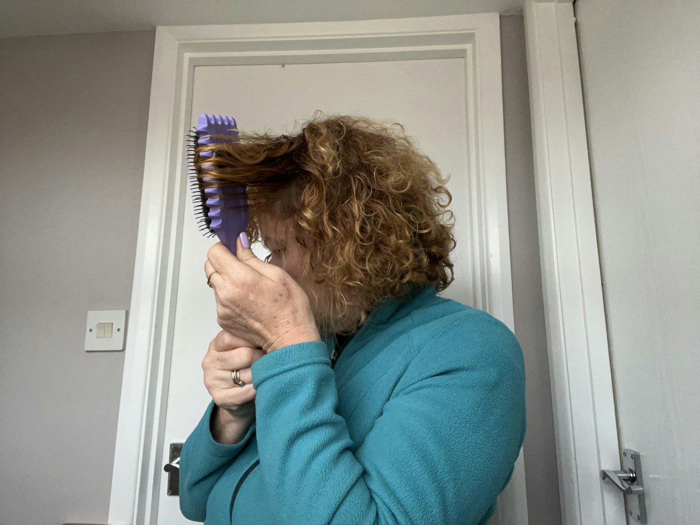 Tester using the Curl Defining Brush 