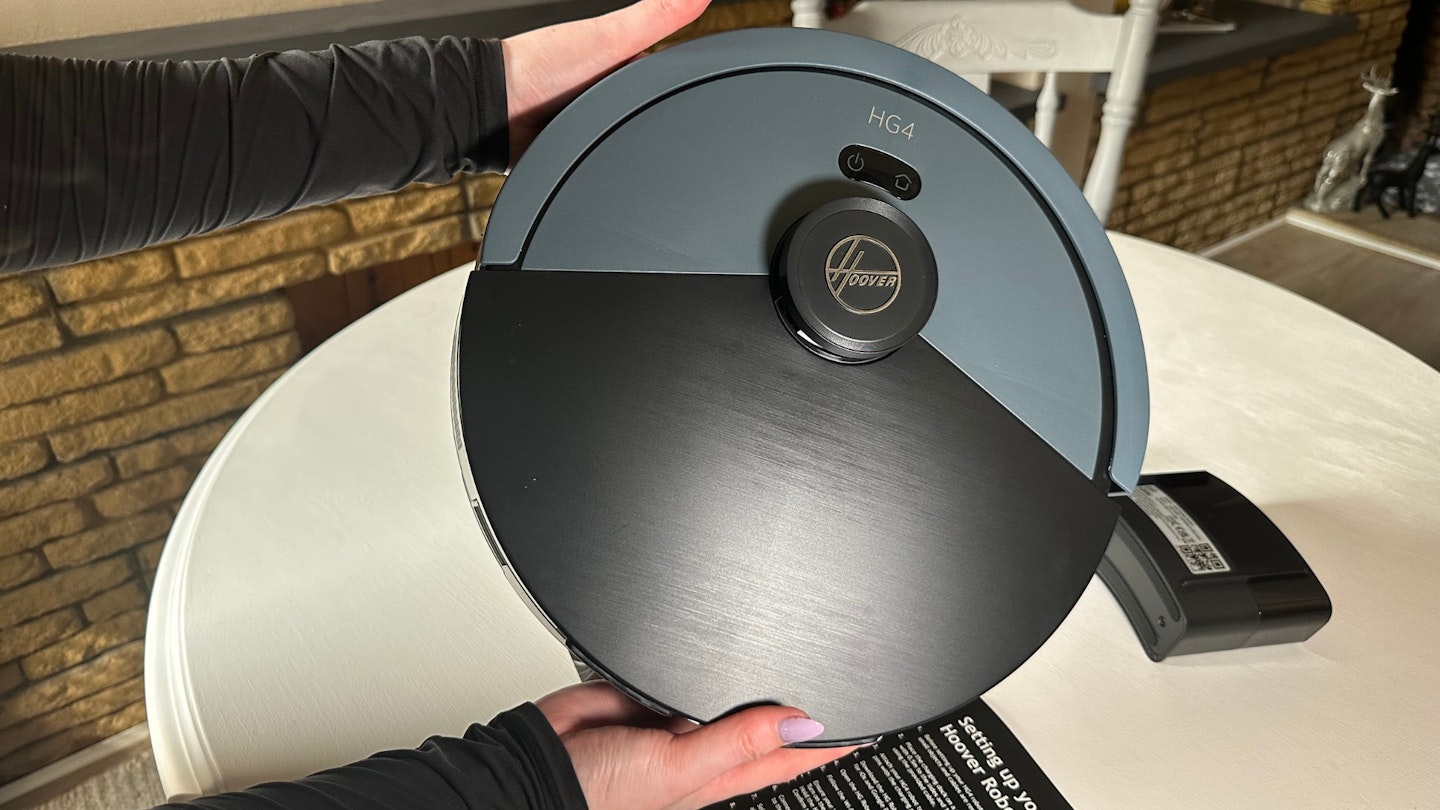 HG4 Hydro robot vacuum