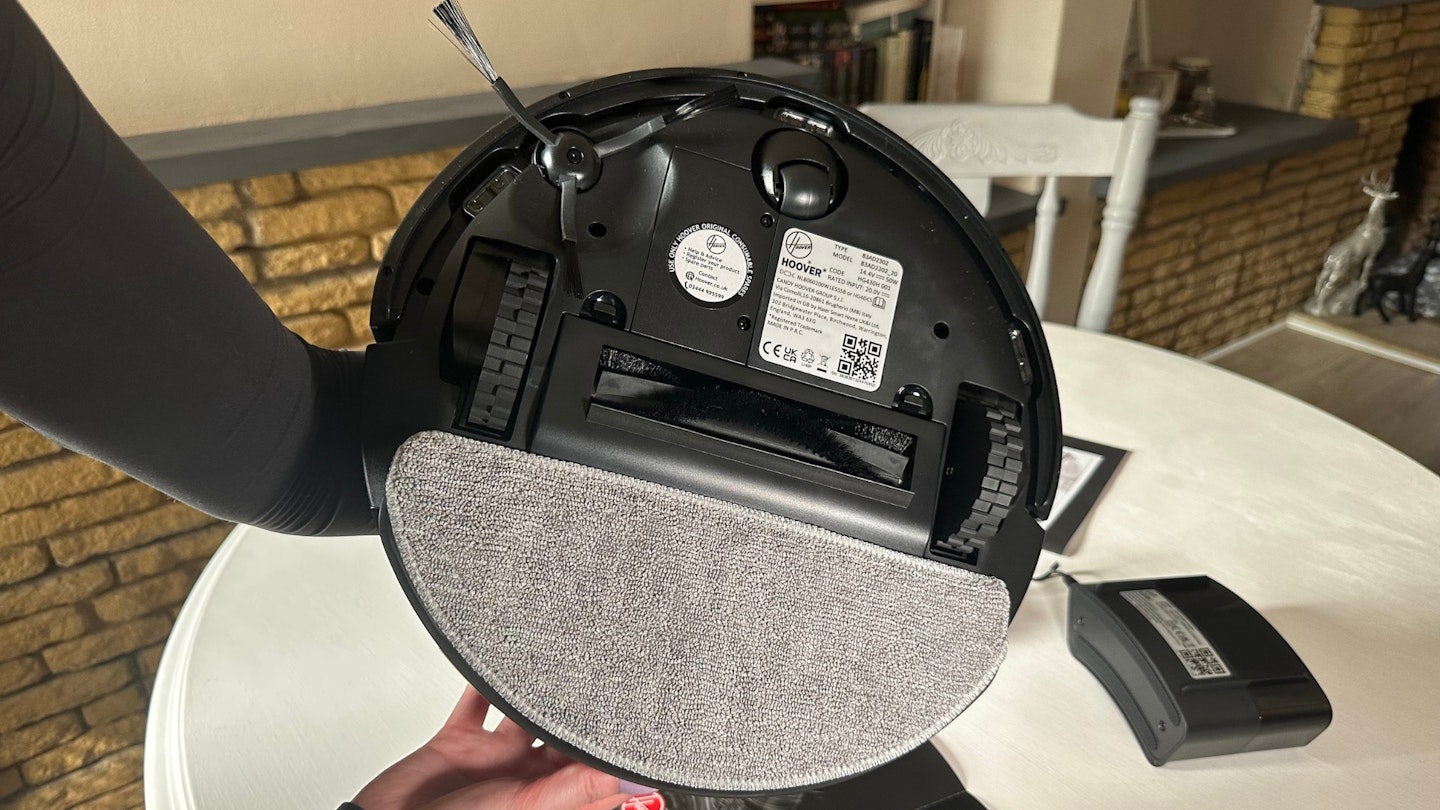 HG4 Hydro robot vacuum