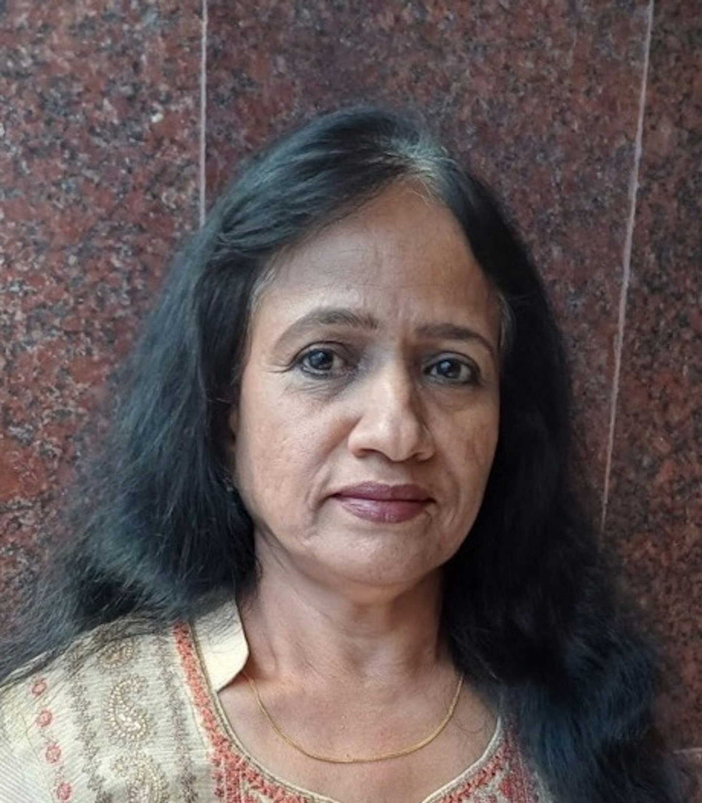 Tester after using the PRAI Beauty Ageless Throat & Decolletage Day Creme