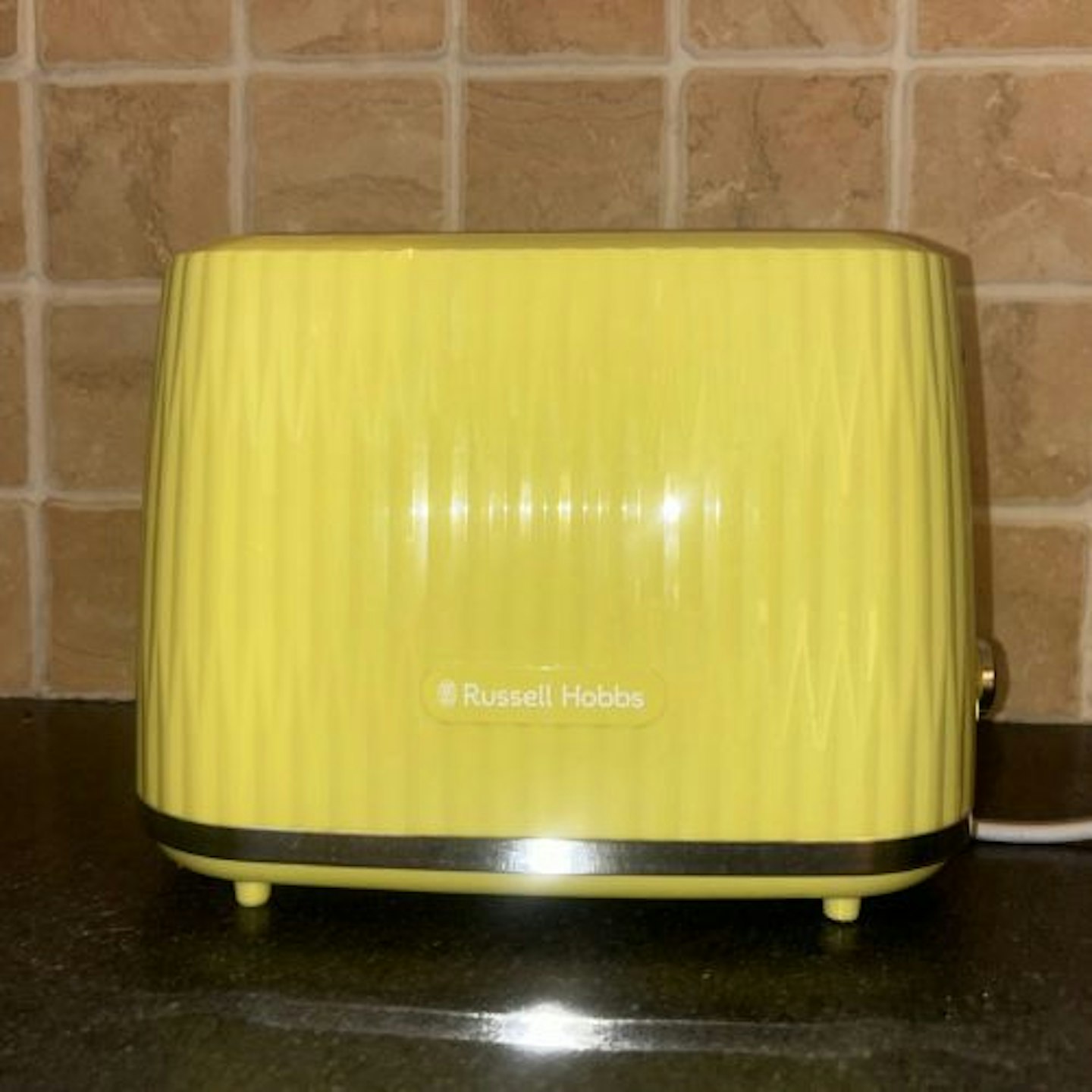 The Russell Hobbs Eden 2 Slice Toaster - Lemon