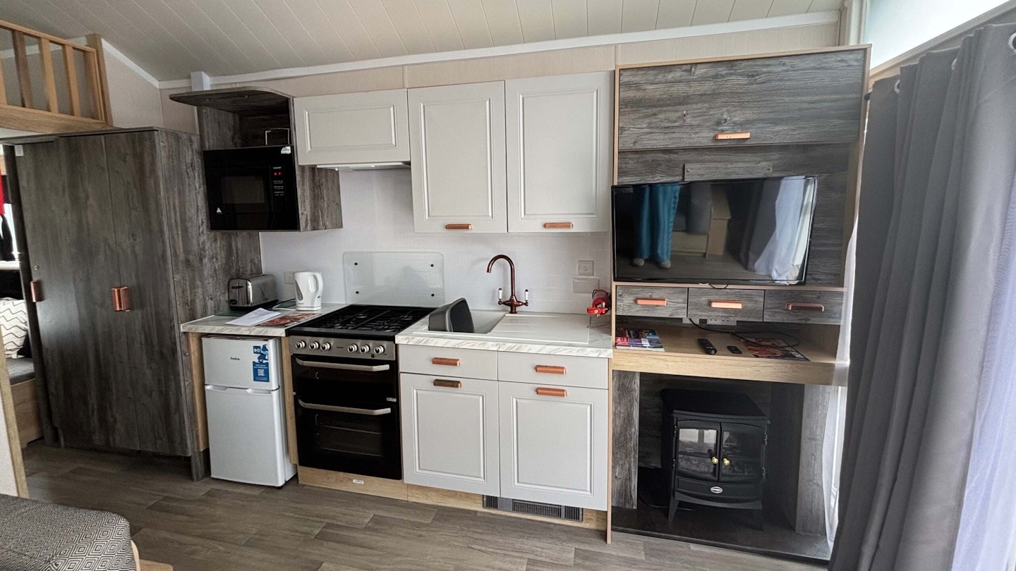 The kitchen facilities in a Glamping Pod at Rockley Park