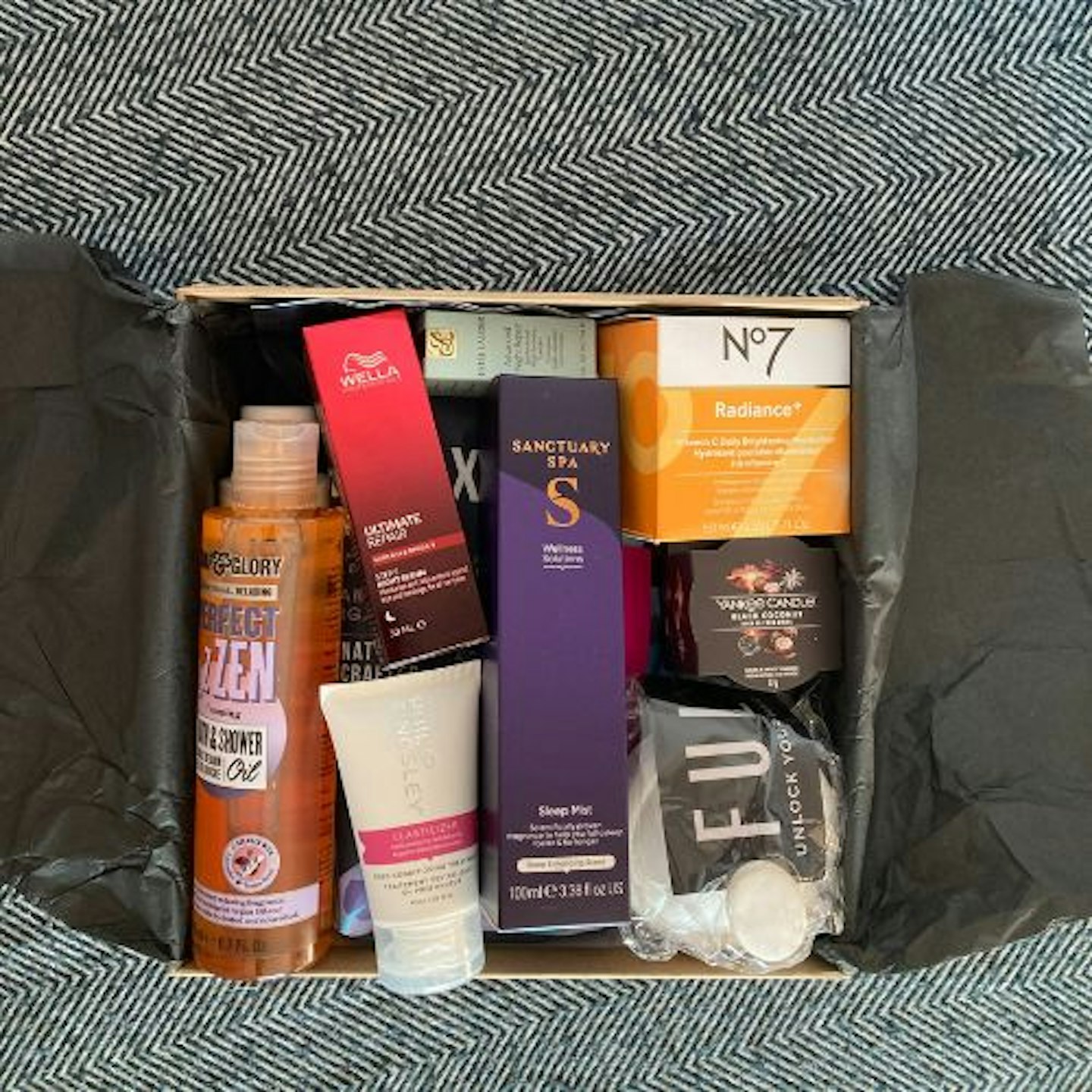 Boots Self Care Beauty Box open