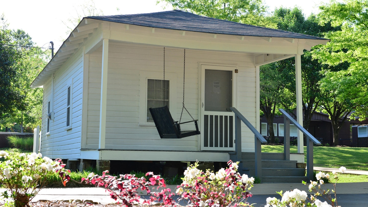 Elvis' childhood home