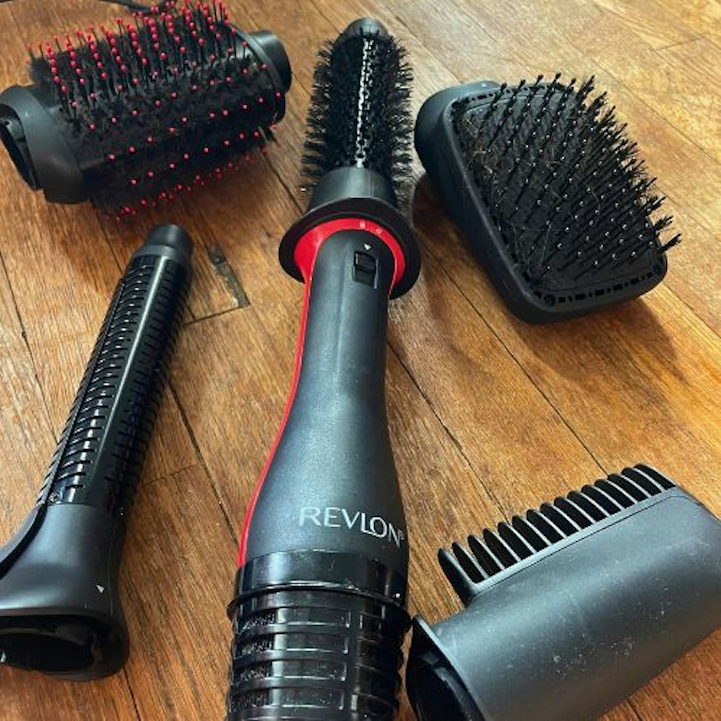 REVLON One-Step™ Blow-Dry Multi Air Styler 5-in-1