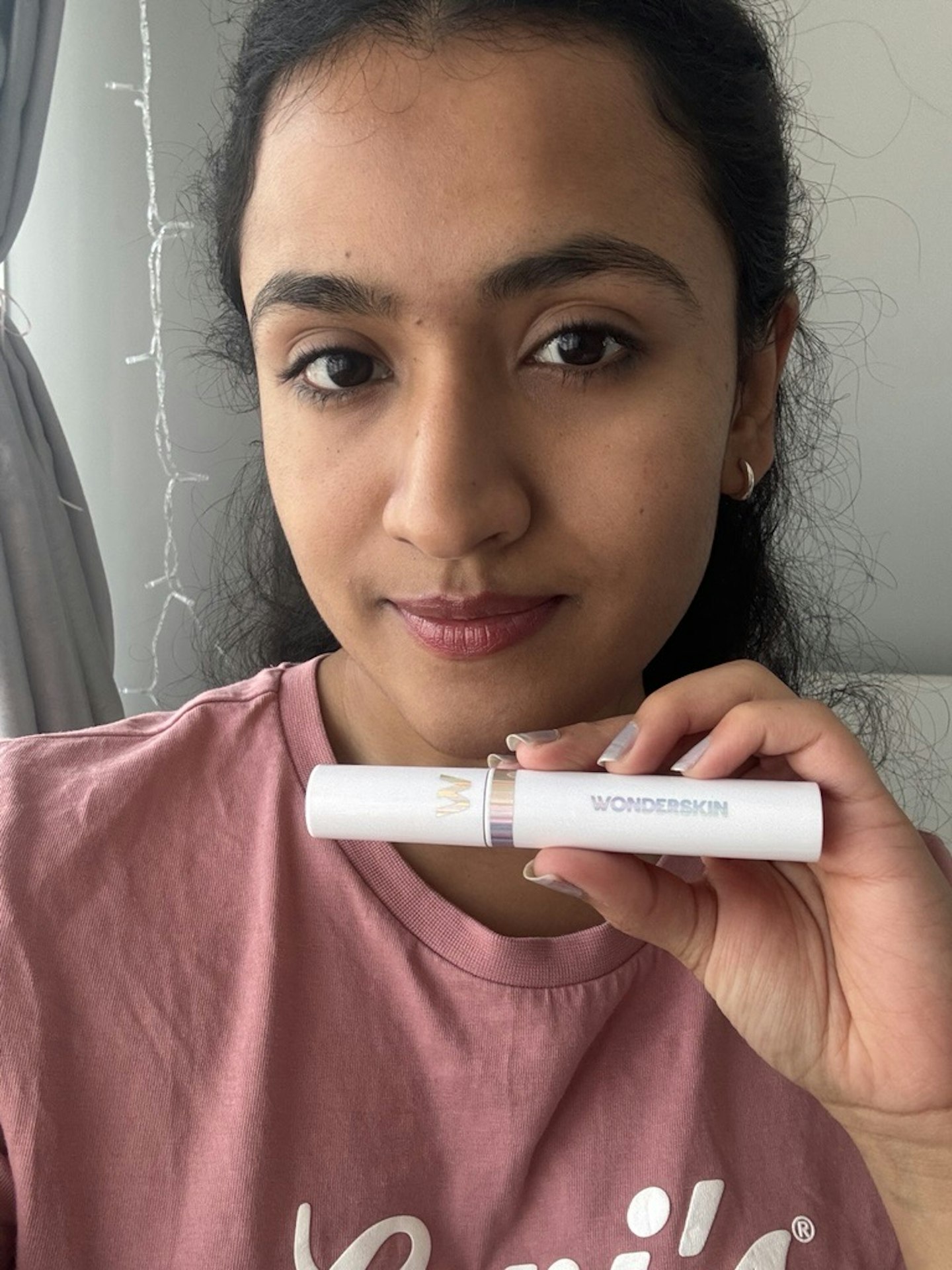 Tester after using the Wonderskin Wonder Blading Lip Stain Masque