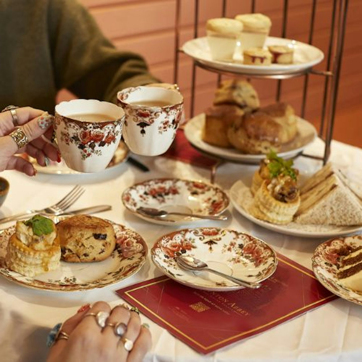 Cutter & Squidge Downton Abbey Afternoon Tea review