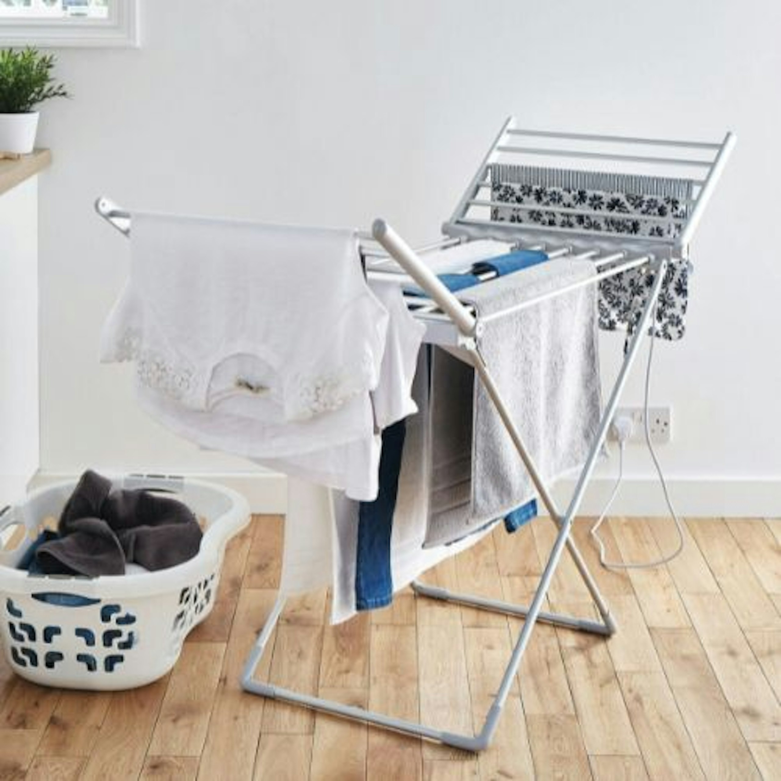 Home Shopping Selections Heated Electric Clothes Airer