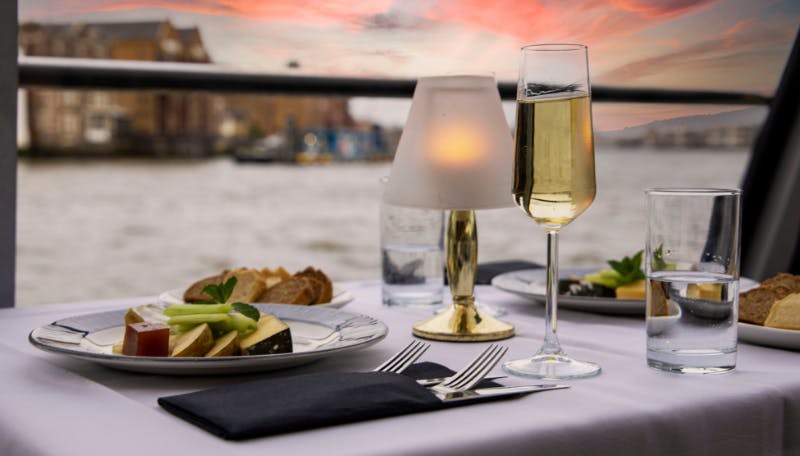 Win a dinner cruise for 2