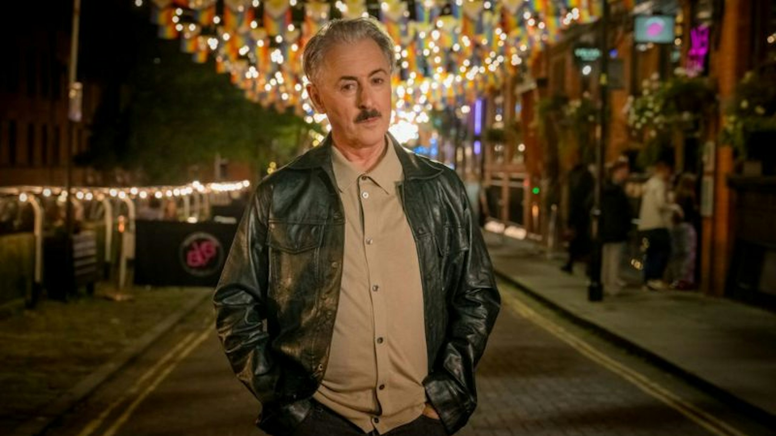 Alan Cumming in Tip Toe on Channel 4