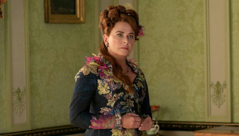 Polly Walker as Portia Featherington in Bridgerton