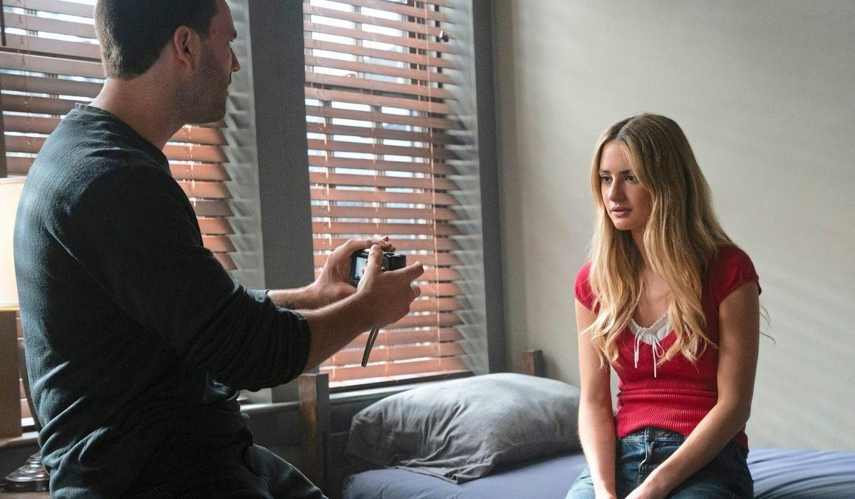 Tell Me Lies Season 3 Stephen DeMarco (Jackson White) and Lucy Albright (Grace Van Patten)