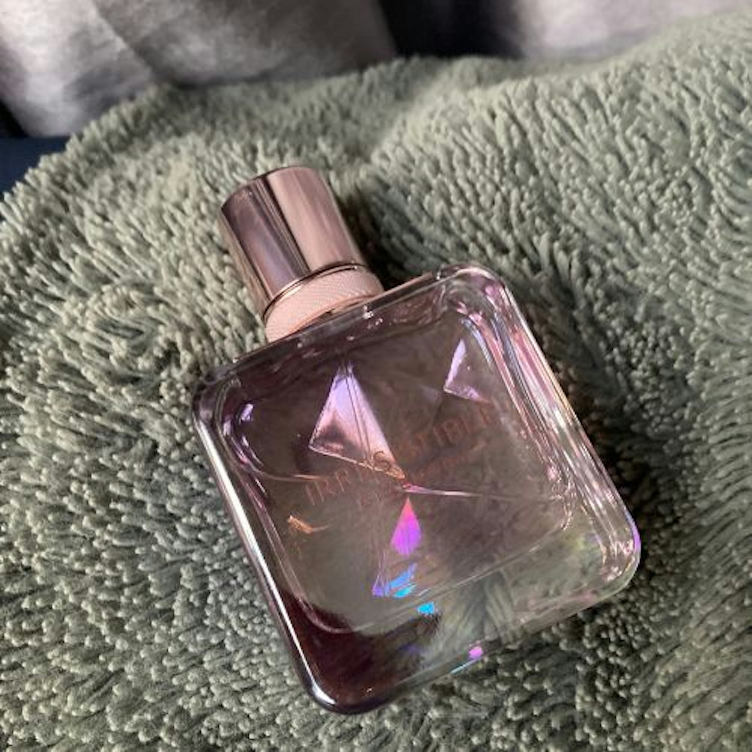 Givenchy Irresistible Nectar perfume