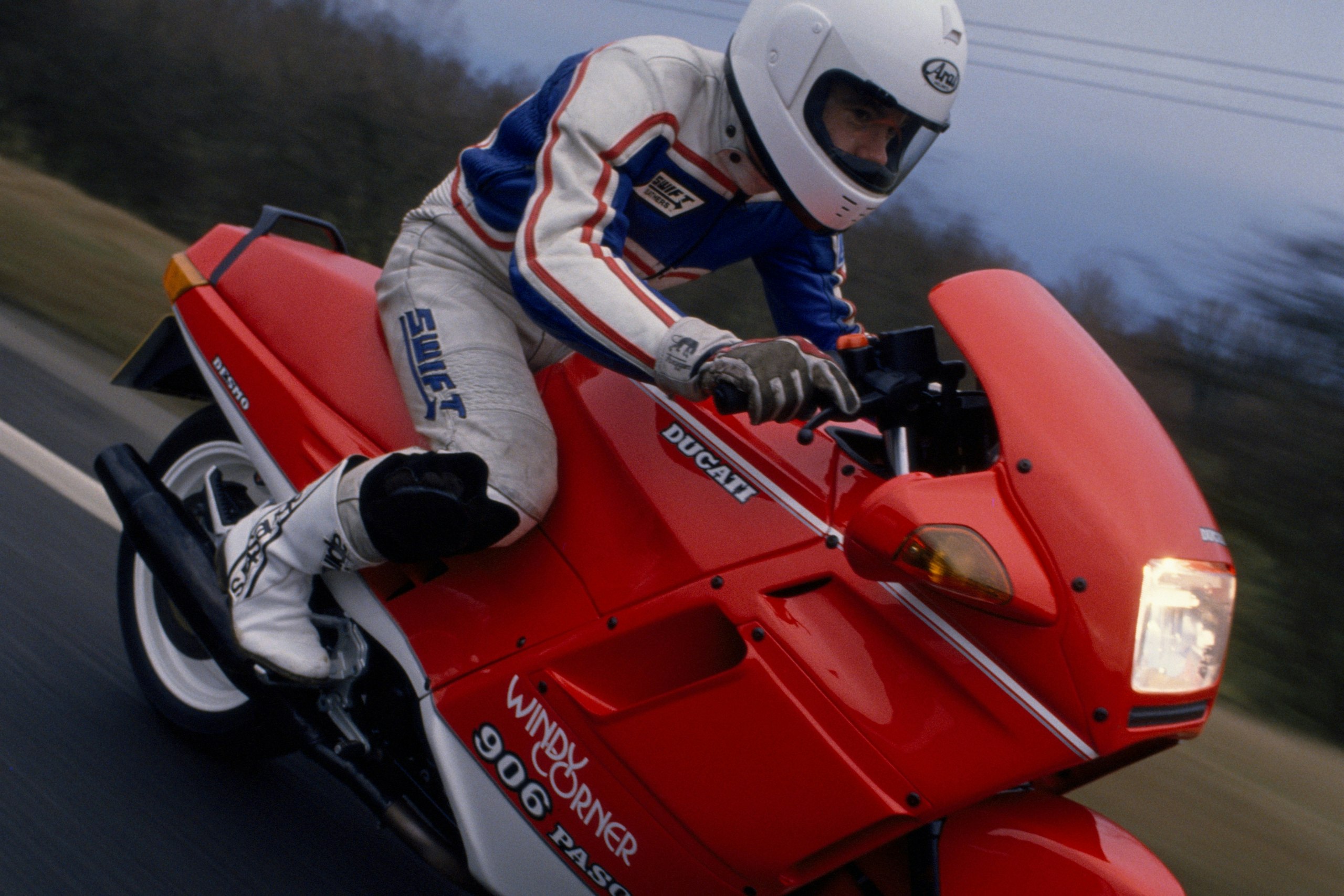 Ducati 906 Paso, 1989-1990