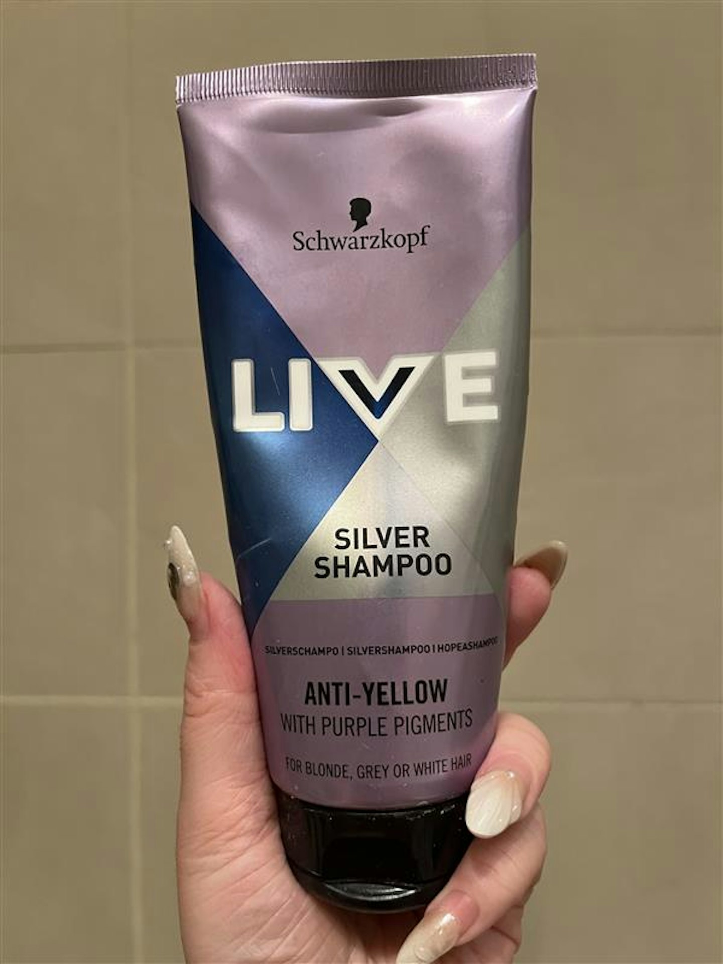Schwarzkopf LIVE Silver Shampoo