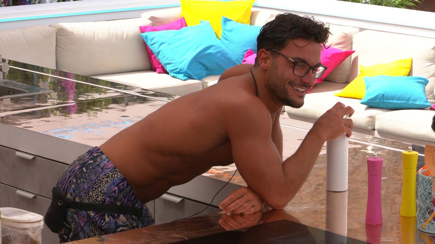 davide love island