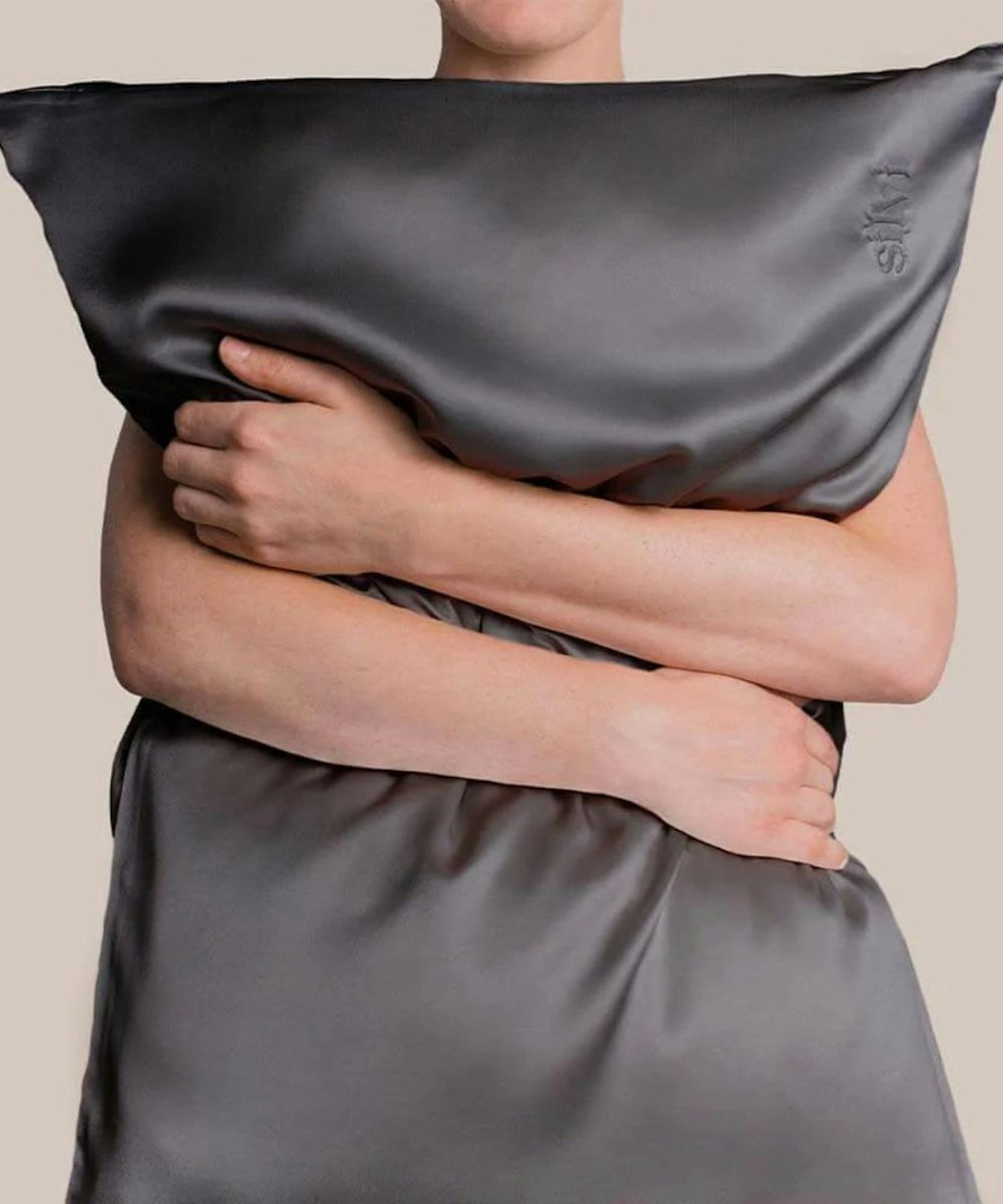 The Anti-Acneâ„¢ Silk Pillowcase