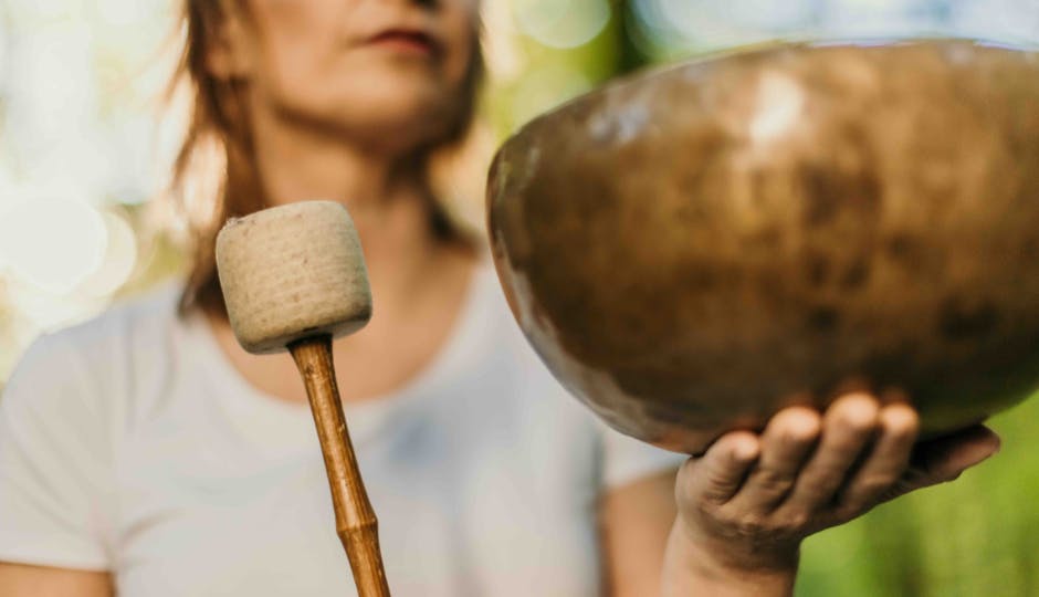 Sound Baths what they are and the benefits Closer