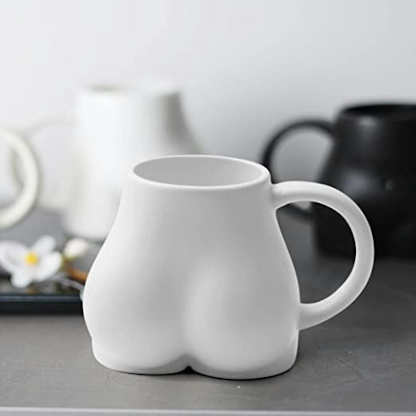 HoneybeeLY Ceramic Butt Mug