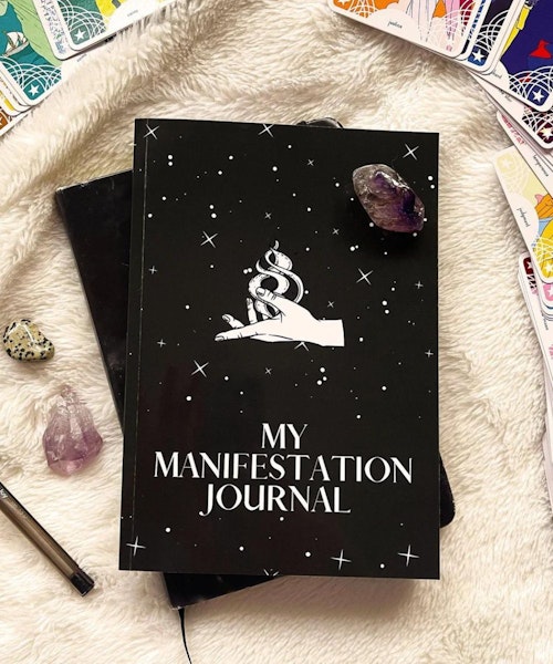 The best manifestation journals to make your 2023 resolutions a reality
