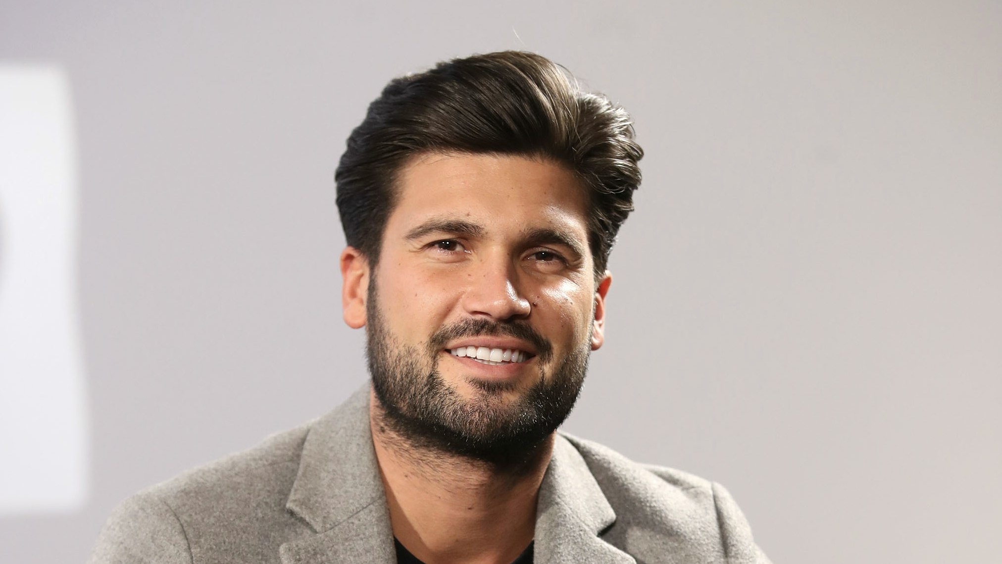 TOWIE's Dan Edgar shows off Marvel body transformation after 18 weeks TOWIE's Dan Edgar shows off Marvel body transformation after 18 weeks