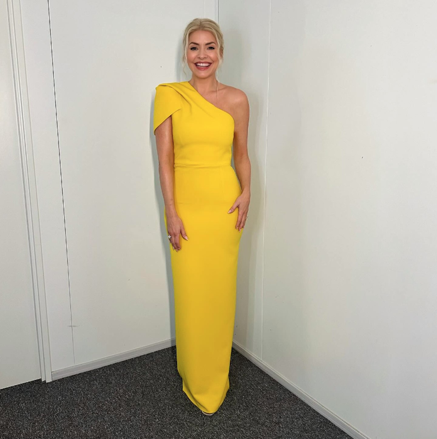 holly willoughby yellow one shoulder maxi dress