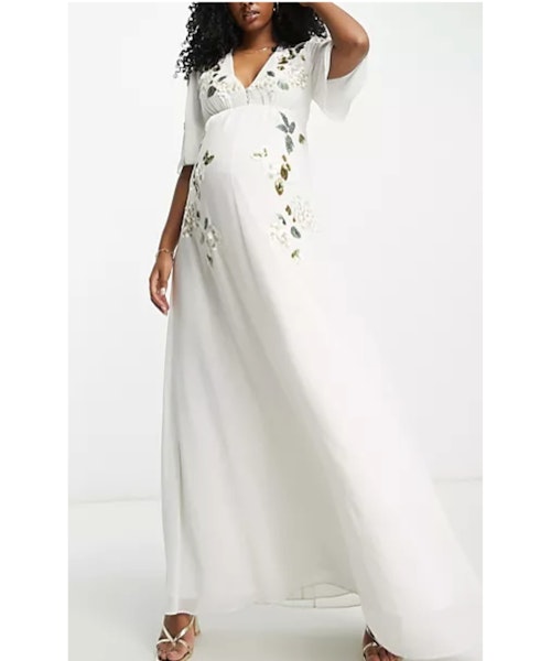 Hope & Ivy Maternity Embellished Plunge Flutter Sleeve Maxi Dress in Cream