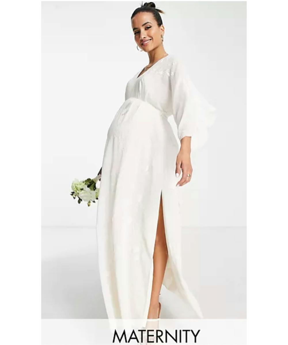 8 months hotsell pregnant wedding dress