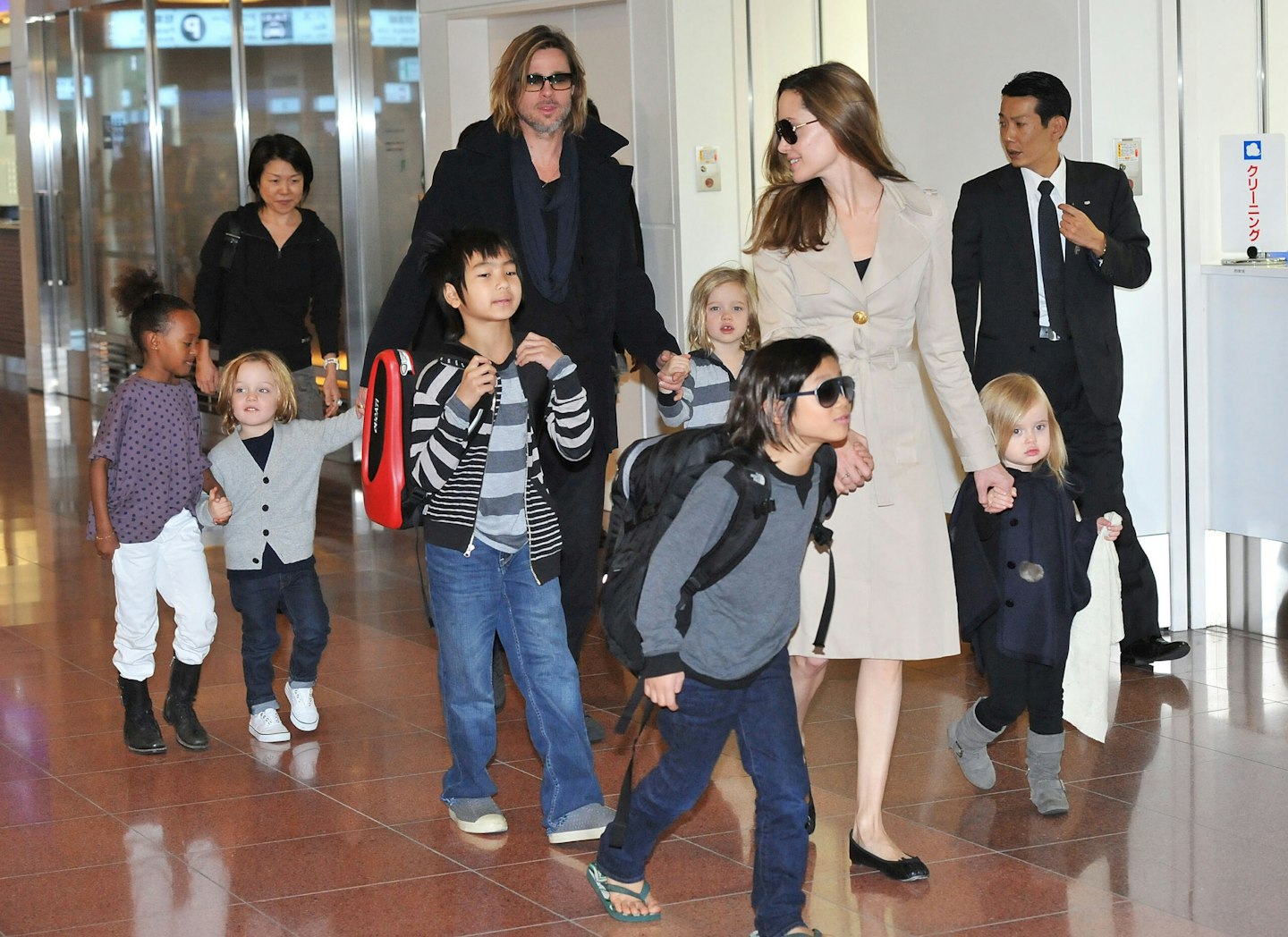 brad pitt angelina jolie and their kids